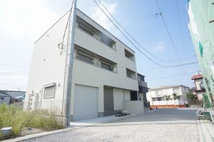 トゥジュール・ジン