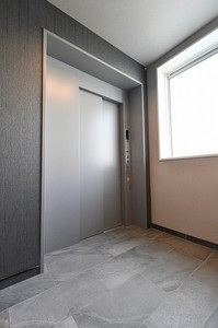 モンターニュ　エイチ　ワイ 302号-13