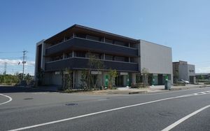 ライヴ　テイル