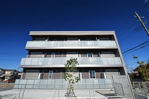 レジデンス上平中央 101号-2