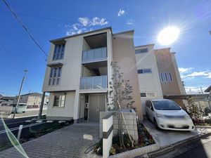 シャーメゾン　トレス 301号-1