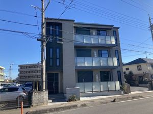 クレスト
