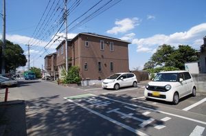 シャーメゾンいづみⅠ 102号-5