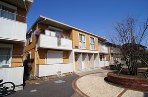 ヴィラ・アーブⅡ 201号-1