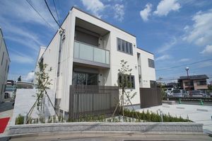 フルール　デ　シャン　エスト