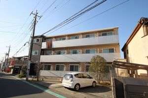 シャーメゾン仲町 203号-5