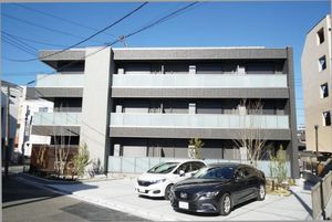 ウィステリア　コート