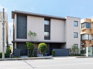 ブリエ　アントレ