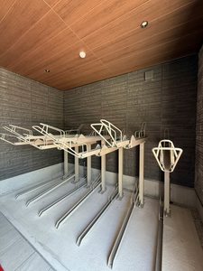 ポロニア　コート 202号-3