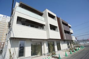 リーゼブロンシュ 304号-1