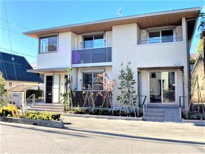 シャーメゾン東川口