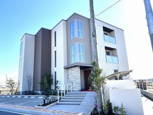 エペリ・メゾン