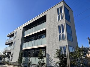 エペリ・メゾン 302号-4