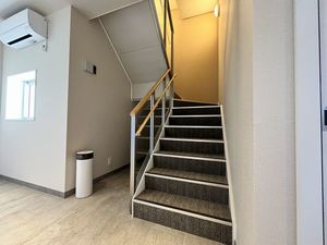 エペリ・メゾン 302号-7