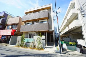 メゾン　ド　ソレイユ 304号-1