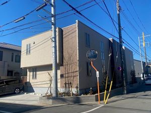 グラスヴィレッジ　まどか