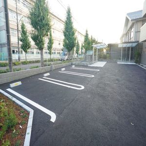 ラヴィータ　フェリーチェ 302号-12