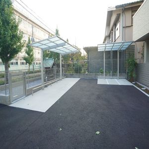 ラヴィータ　フェリーチェ 302号-13