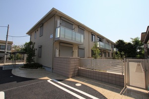 グランシャリオⅢ 202号-1