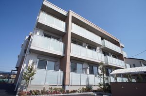 ラ・ベルローズ