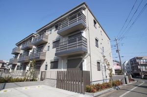 レユシール　Ｅ