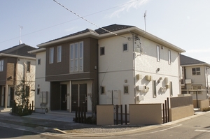 Ｈａｌｅｍａｈａｌｏ　Ｃ 102号-1