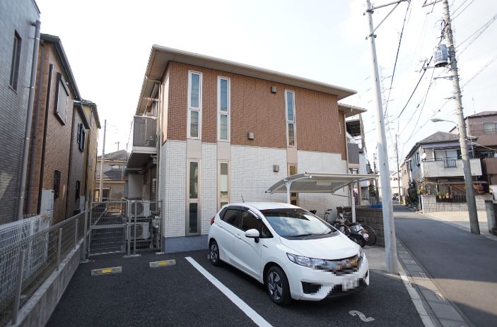 シャーメゾン　イースト 201号-3