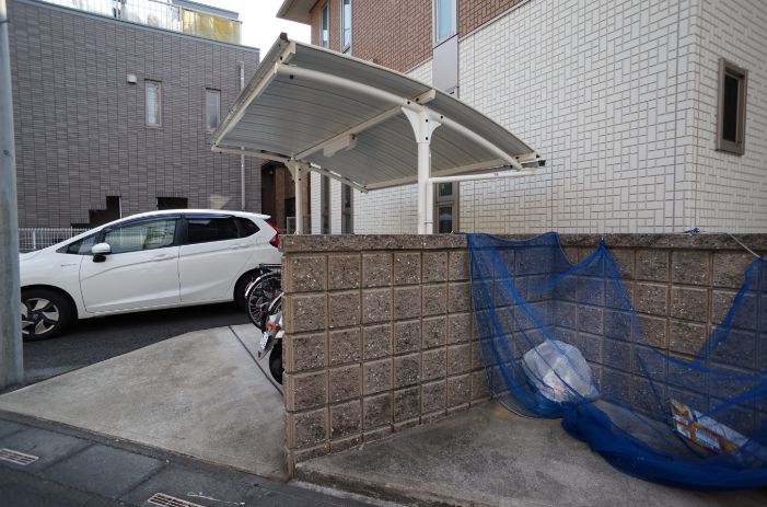 シャーメゾン　イースト 201号-5