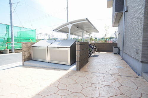 ルミエール浦和美園 302号-15