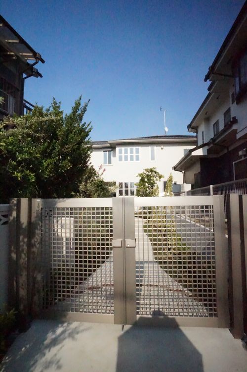 ラフィネ木崎 101号-2