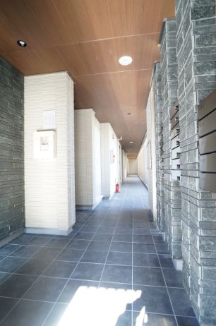 セントリヴィエ東川口 206号-12