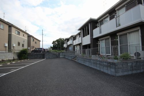 ショコラヒルズB 201号-13