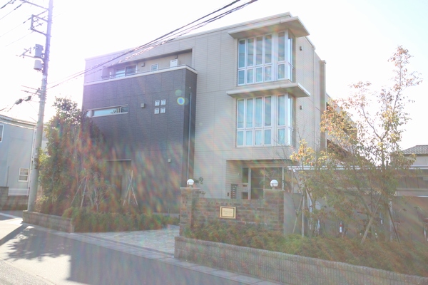 Ｒｅｓｉｄｅｎｃｅ　ＥＳＴ 206号-13