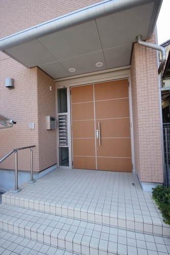 メゾン　ド　ラッキー　Ⅲ 201号-3