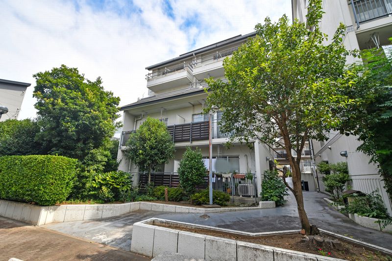 オクタビア・ヒル　Ｄ