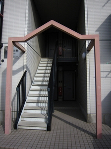 フローラ市川壱番館 102号-12