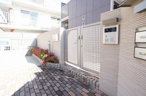 グランシャリオ　市川 203号-13