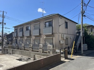 グリーンベージュ