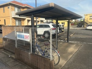 ヴィラ・デ・エスポワールＢ棟 201号-13