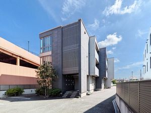 Ｂ，エトワール１８ 203号-1