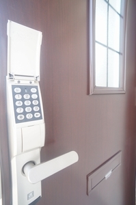 サンライズウロコ 203号-15