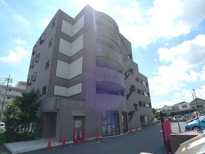 グランシャリオ竹園 202号-12