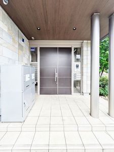 Ｒｅｌｅａｖｉｔａ 205号-12