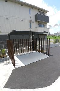 メゾン・セ・ラヴィ　Ⅱ 302号-12