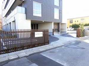 シャーメゾン天久保 206号-11