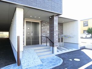 シャーメゾン天久保 206号-12