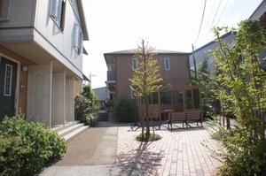 Ｌａ　ｂｏｕｒｇ　ｄｅｓ　ｃｏｕｒｓ　Ｅ 101号-13