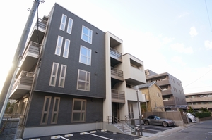 サーティフル妙典 102号-1