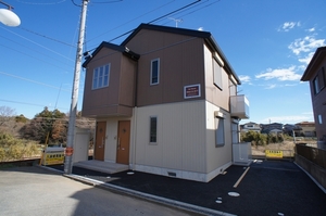 メゾン・ド・クレールⅡ 201号-1