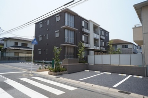 シャーメゾン　ガーデン 102号-1